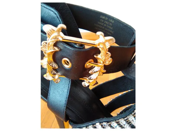 Anna Dello Russo pour H & M ANNA DELLO RUSSO por sandalias H&M con cristales Negro 