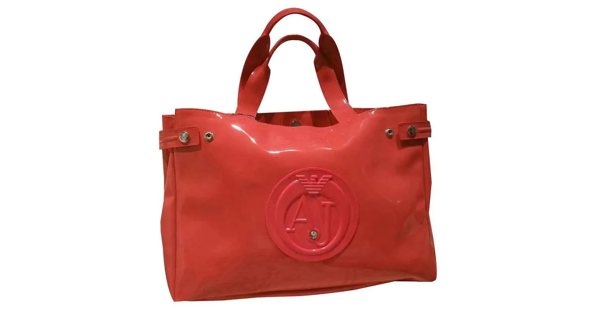 Armani Cesta Coral 