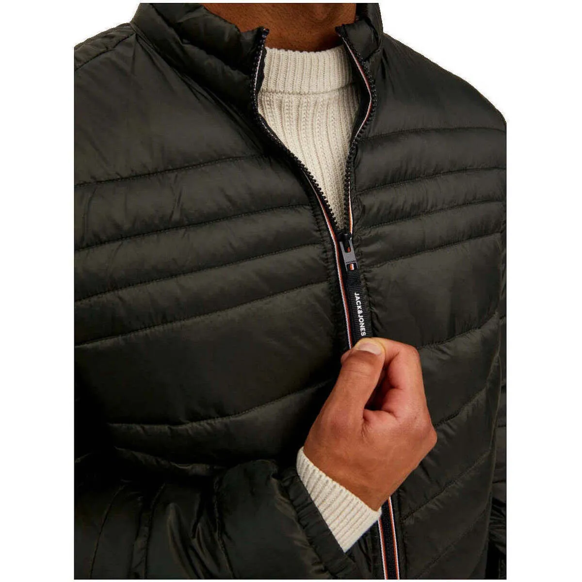 CHAQUETA ACOLCHADA HOMBRE  12211788