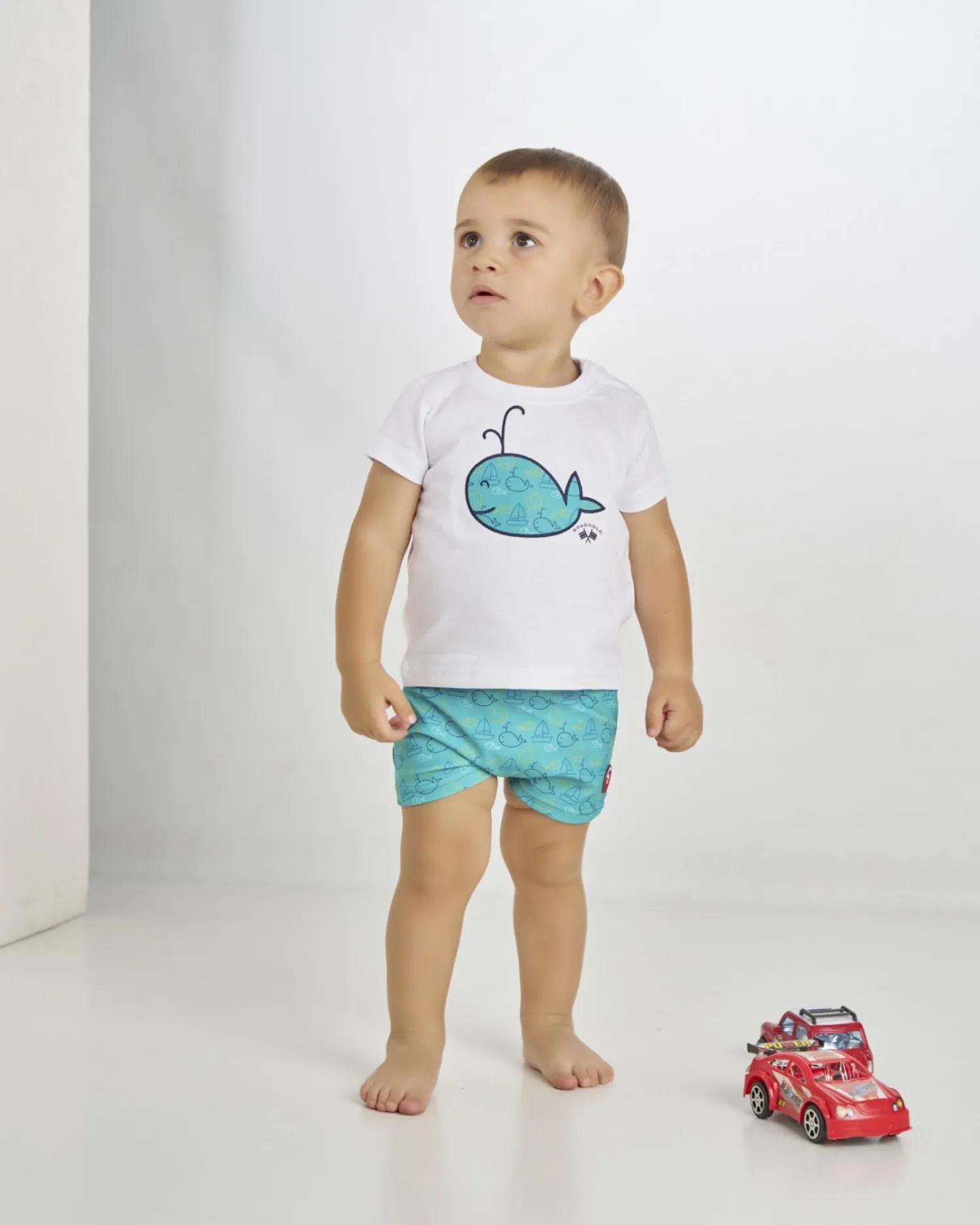 Conjunto playero Colección ballena para niño.