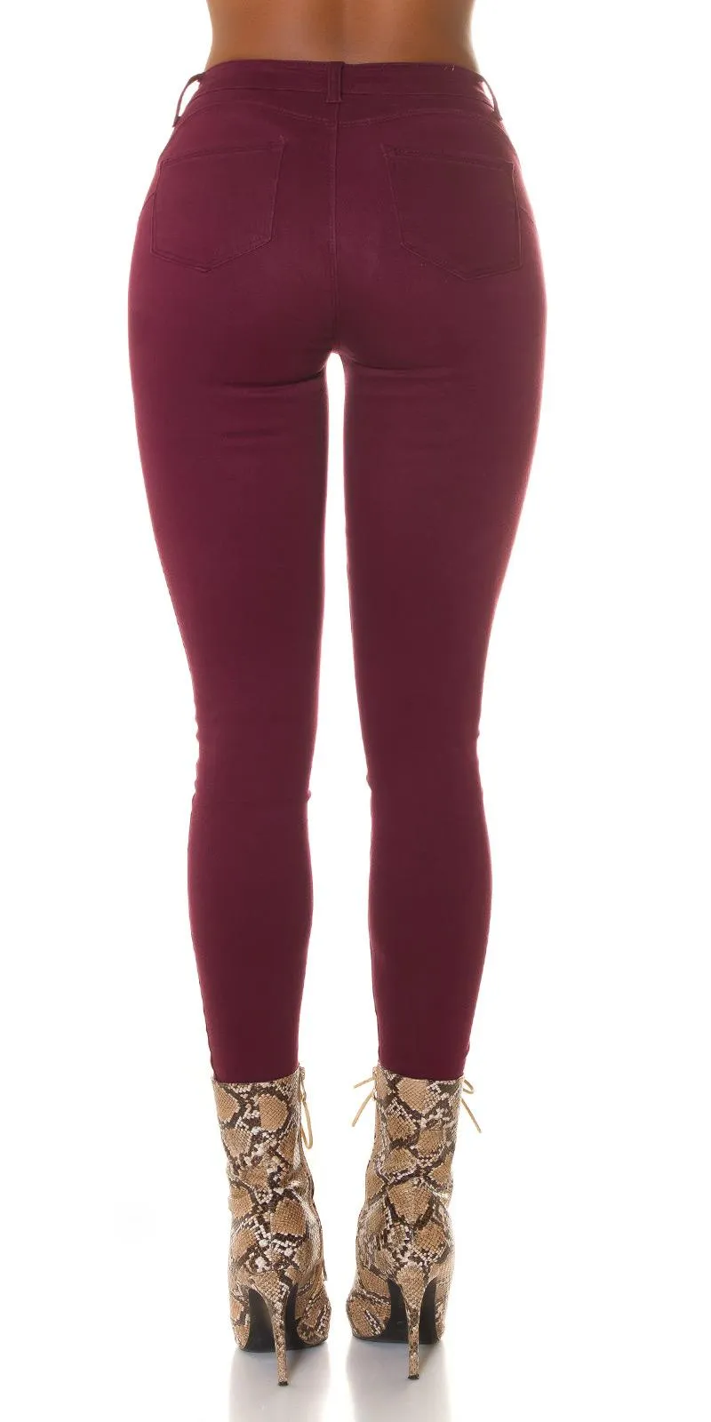 Jean Push Up de color burdeos