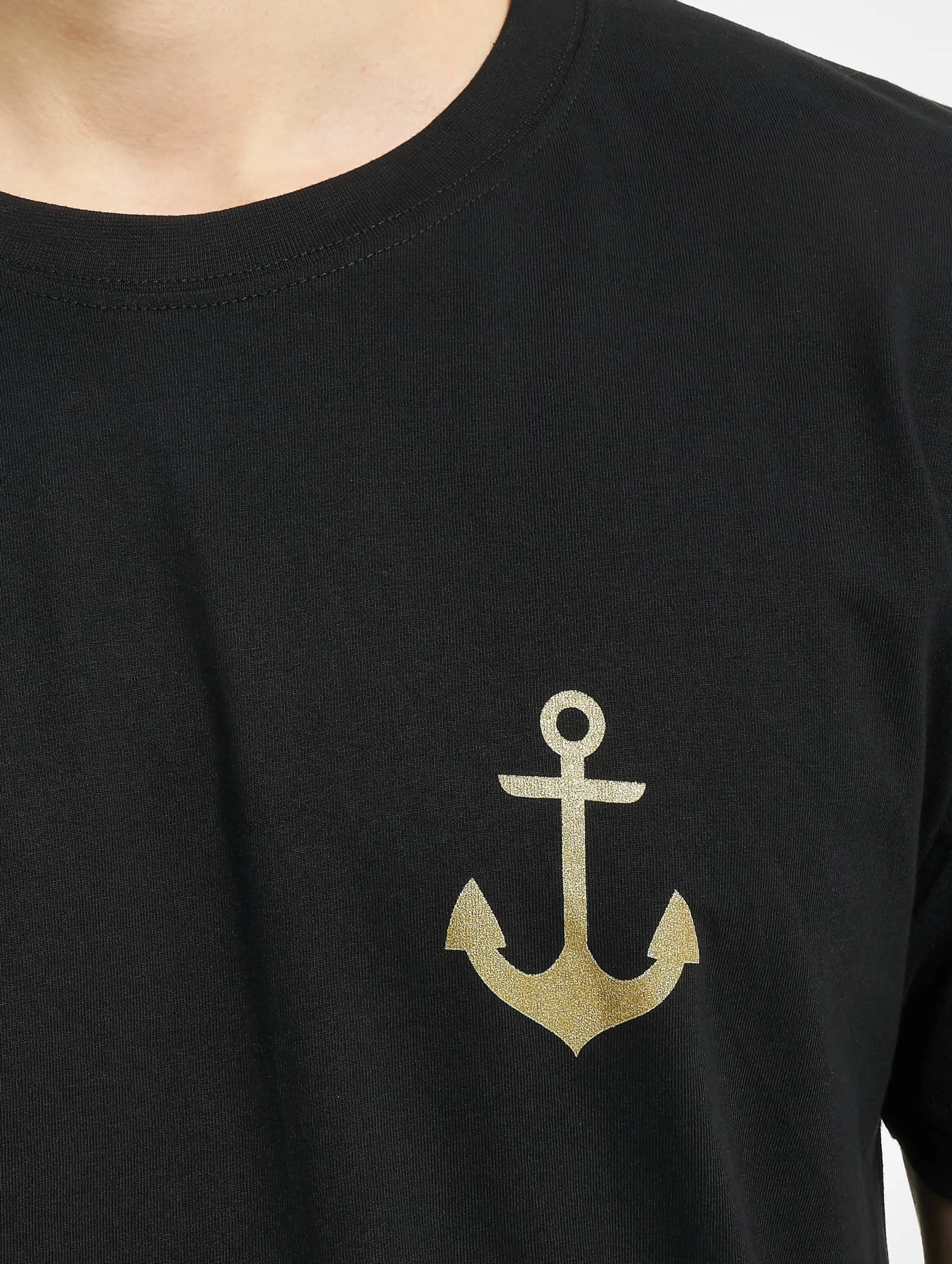 Mister Tee Captain Tee