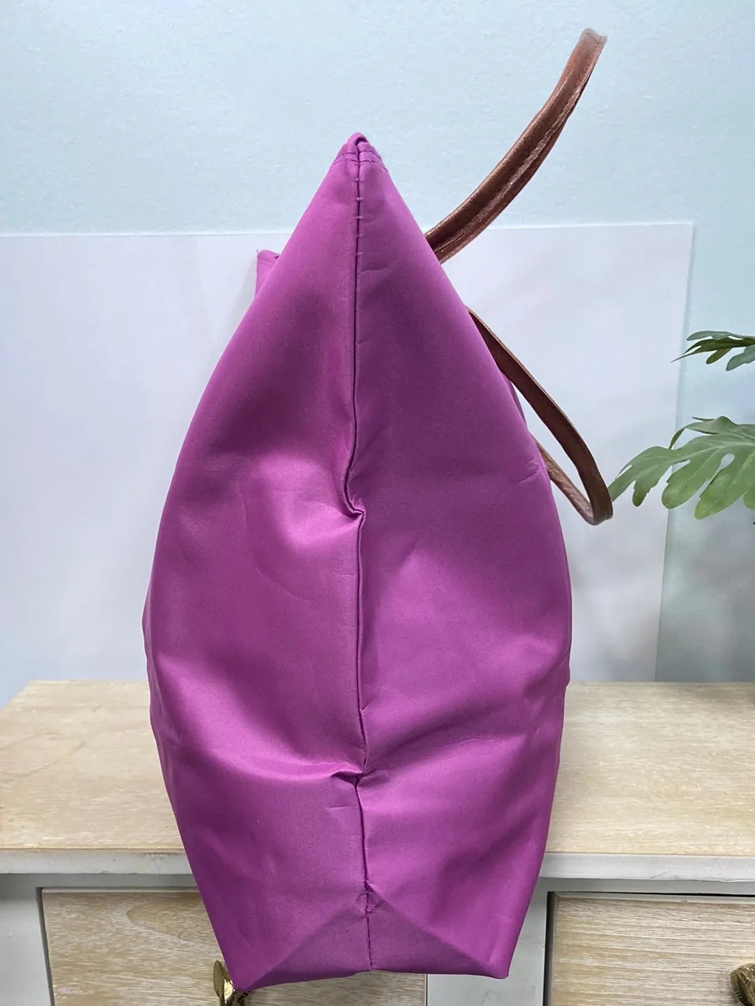 OTRAS. Bolsa rosa oversized