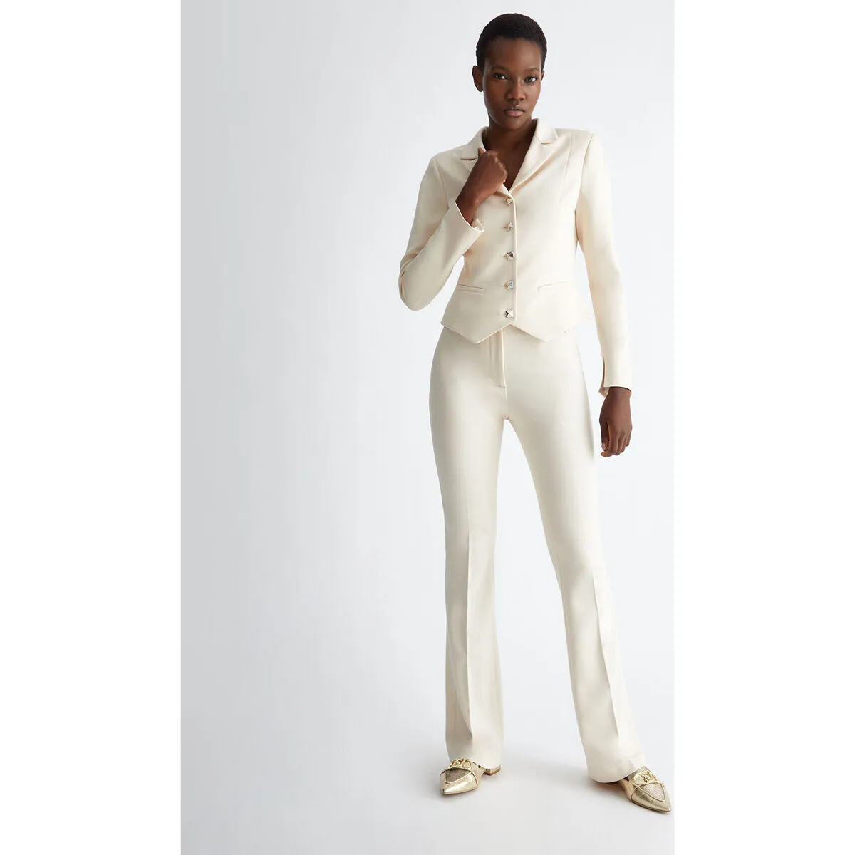 Pantalones acampanados