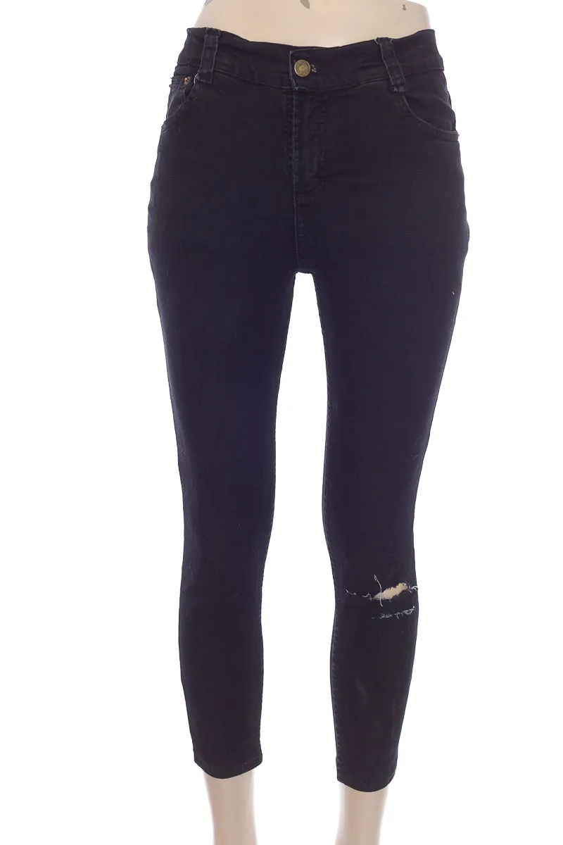 PANTALóN COLOR NEGRO  KLIWES JEANS