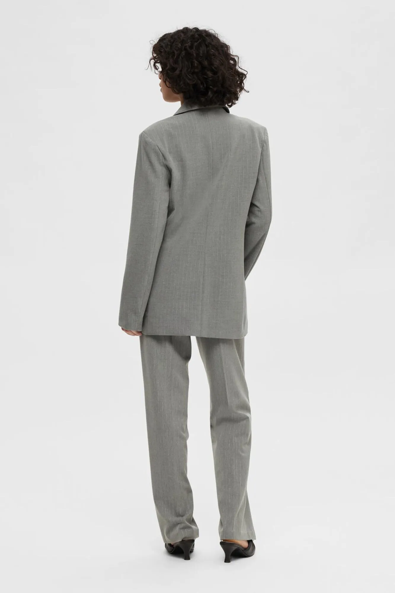 Selected Femme Americana de traje con detalle de raya diplomática confeccionada con materiales reciclados