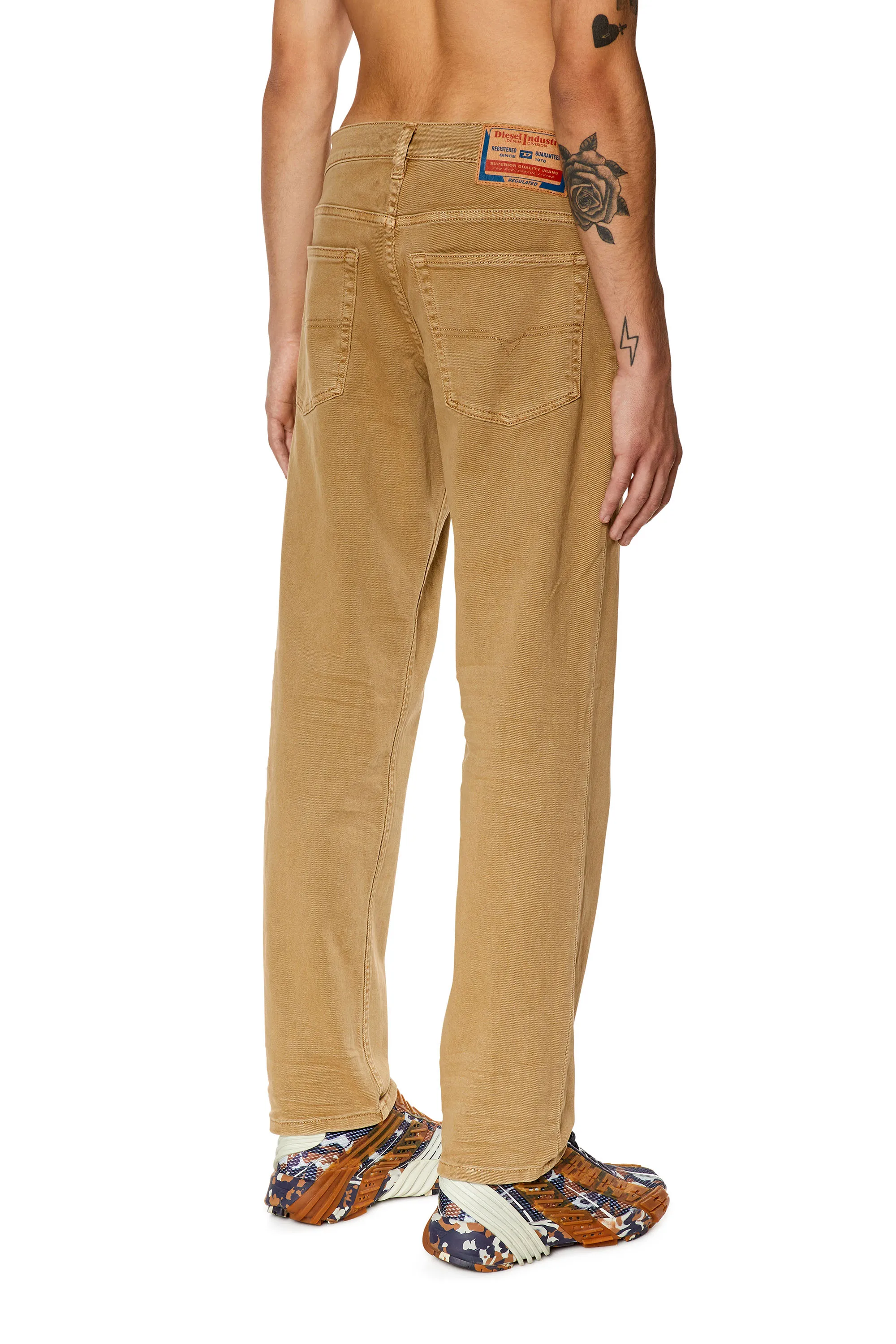 TAPERED JEANS 2023 DFINITIVE 0QWTY