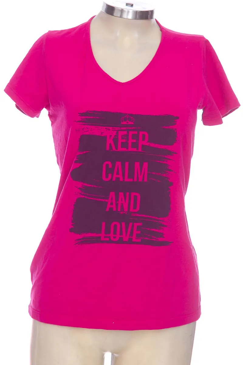 TOP / CAMISETA COLOR FUCSIA  CLOSEANDO