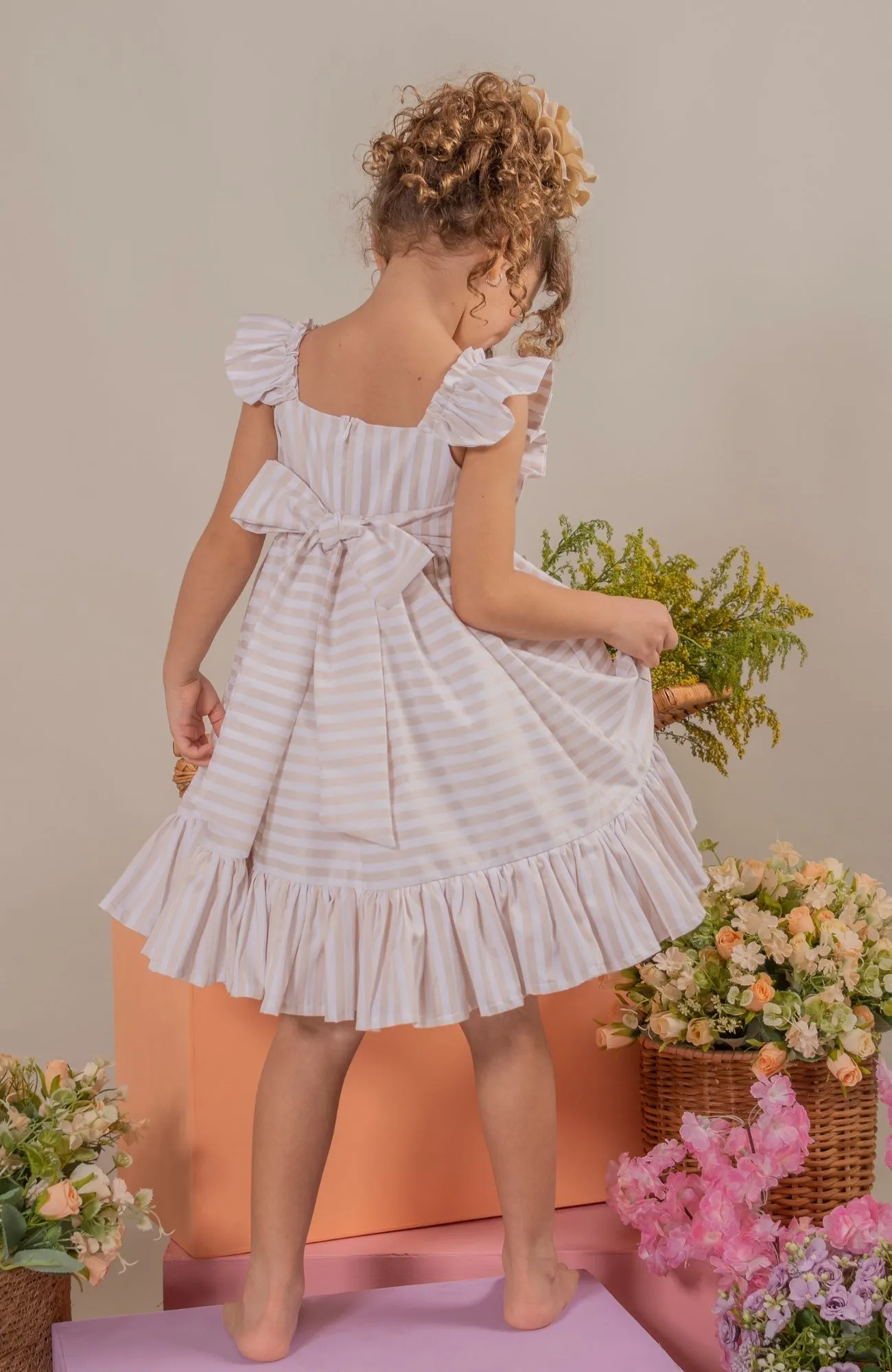 VESTIDO PARA NIñA SOY ARTISTA  ARENA