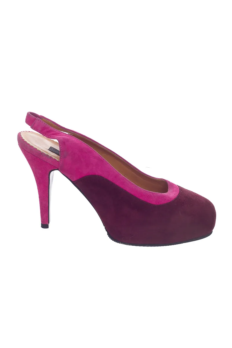 ZAPATOS COLOR MORADO  ISABEL HENAO