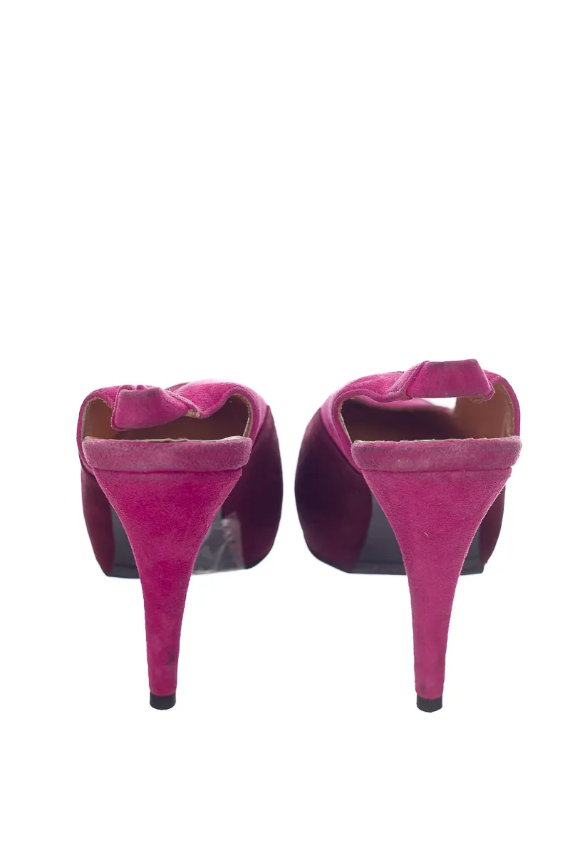 ZAPATOS COLOR MORADO  ISABEL HENAO
